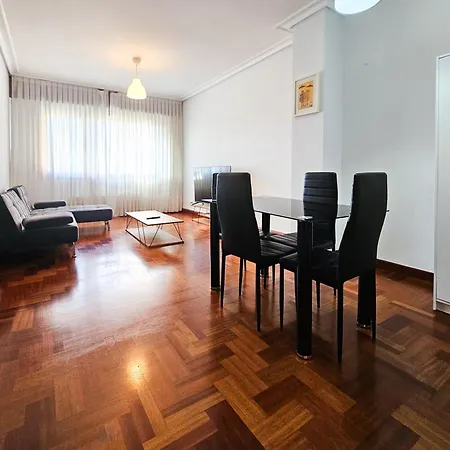 Apartmán Centrico Y Amplio Piso En