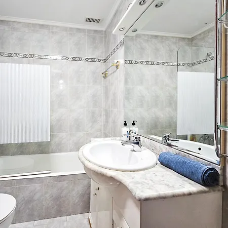 Apartmán Centrico Y Amplio Piso En