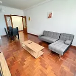 Céntrico Y Amplio Piso En *