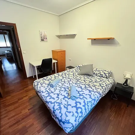 Centrico Y Amplio Piso En Apartament Bilbao