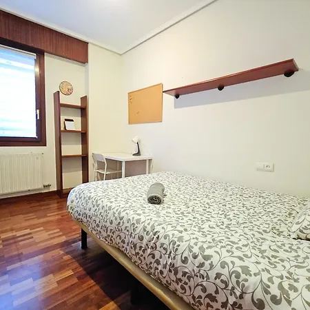 Centrico Y Amplio Piso En * Bilbao