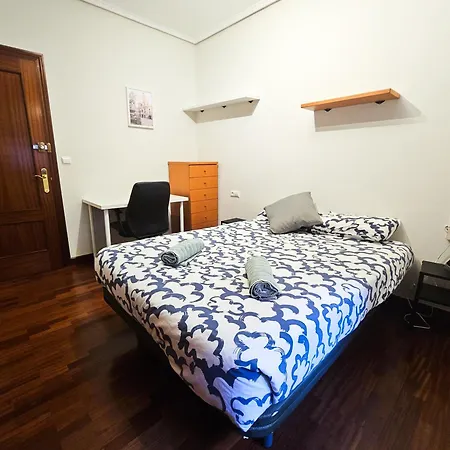 Apartament Centrico Y Amplio Piso En *